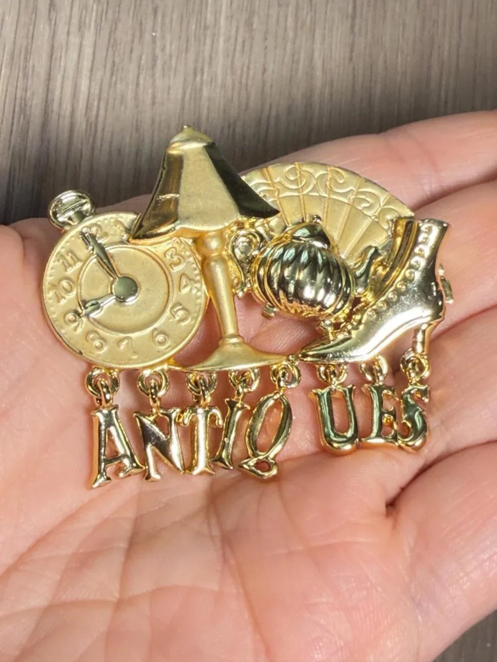 Antiques Vintage Brooch Signed AJC Gold Tone Dangle Charm Pin Lamp Clock Shoe 2.